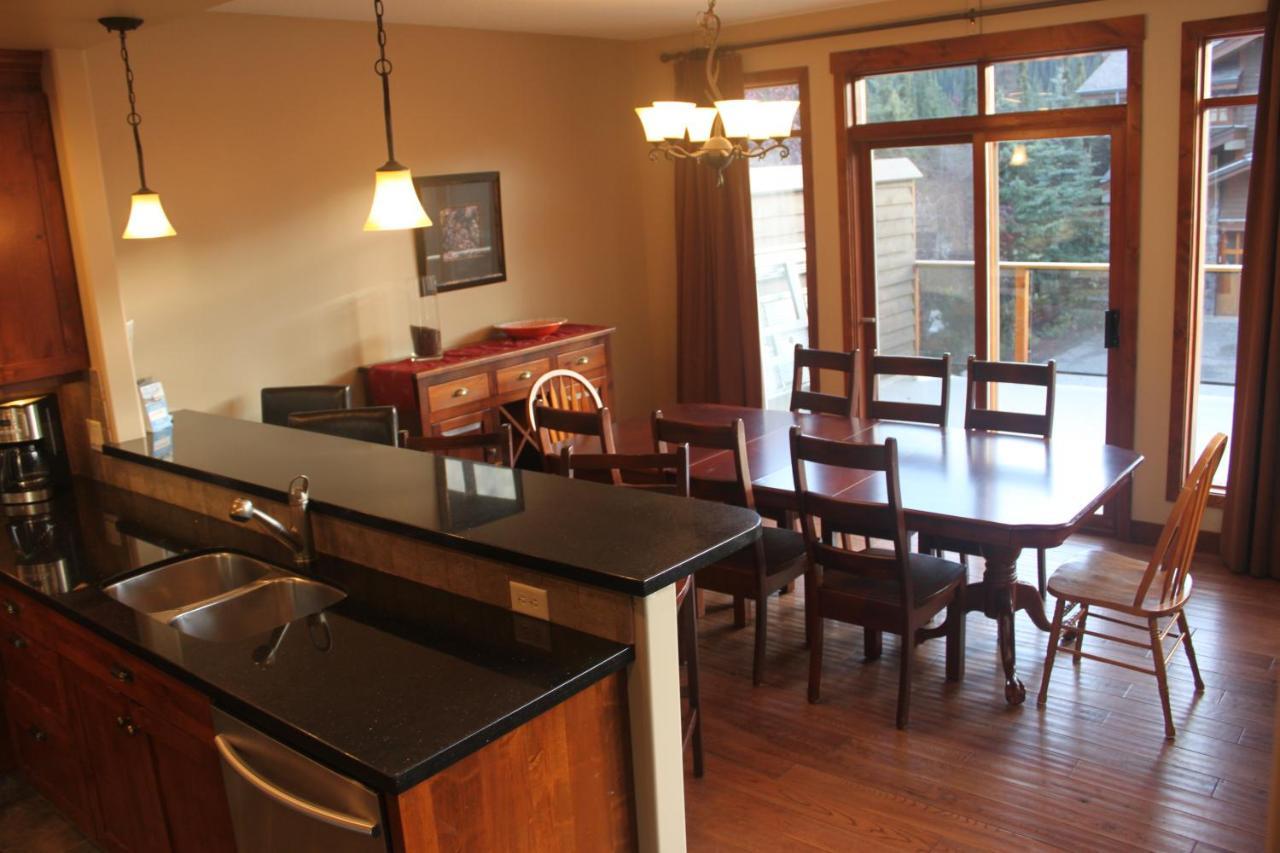 Woodhaven # 8 In Sun Peaks Villa Exteriör bild
